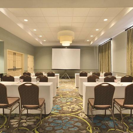 Hilton Garden Inn Worcester Buitenkant foto