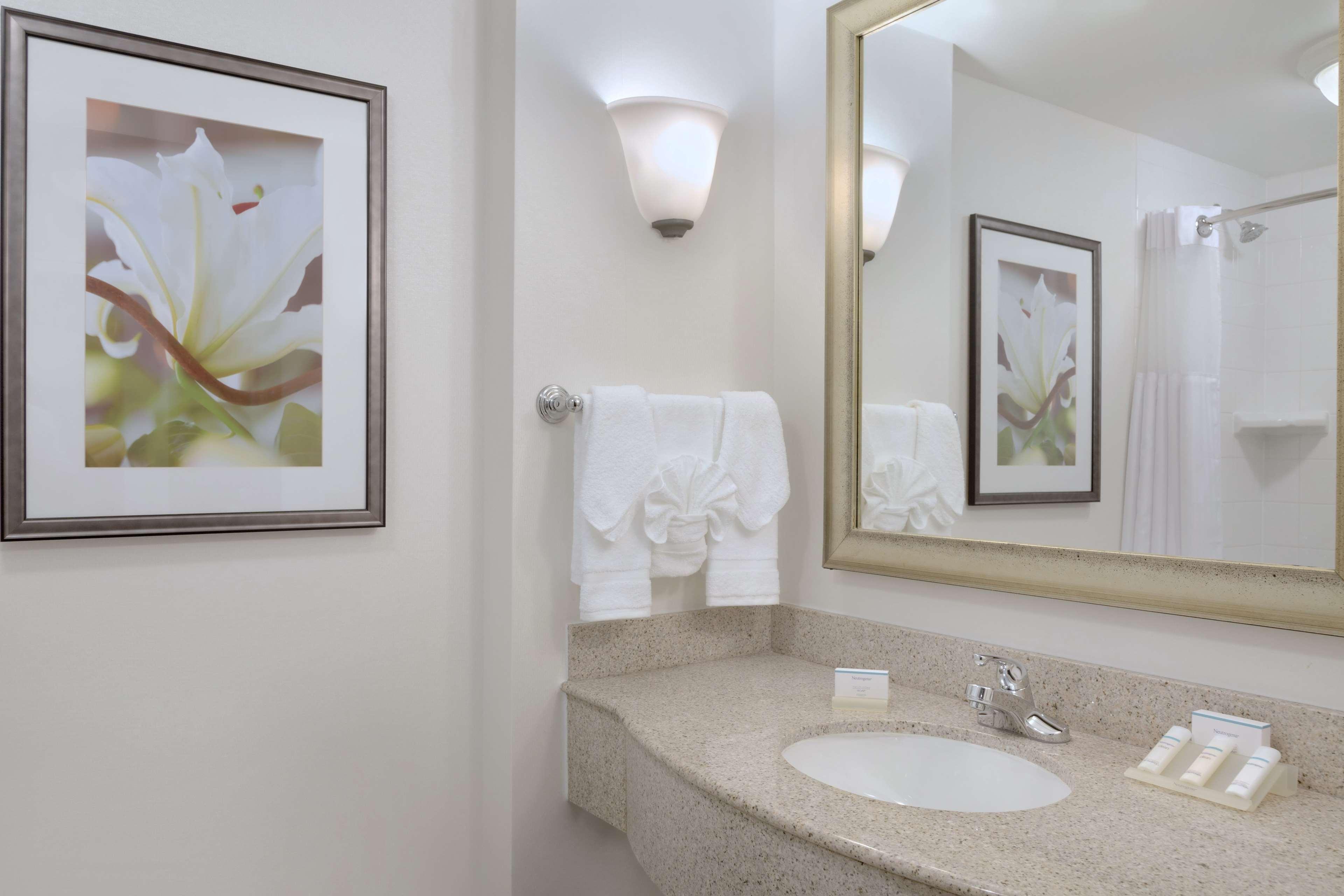 Hilton Garden Inn Worcester Buitenkant foto